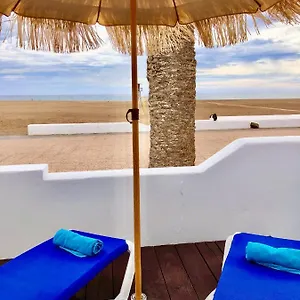 luxury-suite-sea-front-iii.in-canary-islands.com/